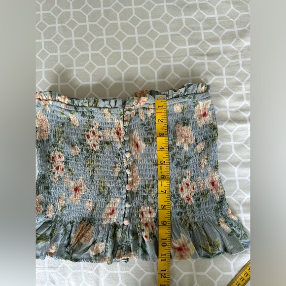 American Eagle strapless crop top, medium size, light blue floral - Picture 8 of 8